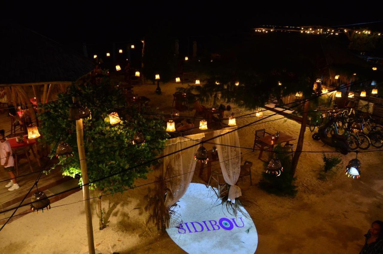 Living Asia Sunset Resort Гили Еър Екстериор снимка