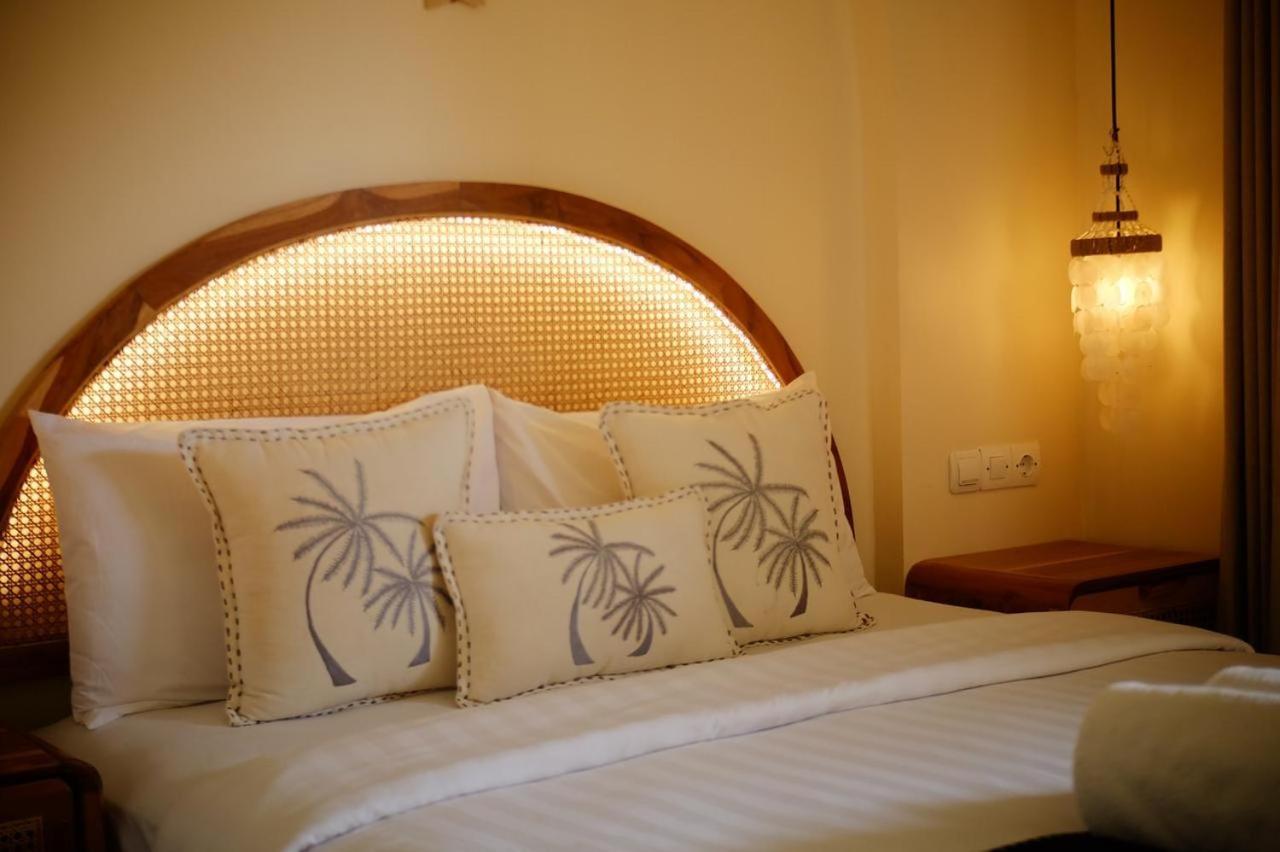 Living Asia Sunset Resort Гили Еър Екстериор снимка