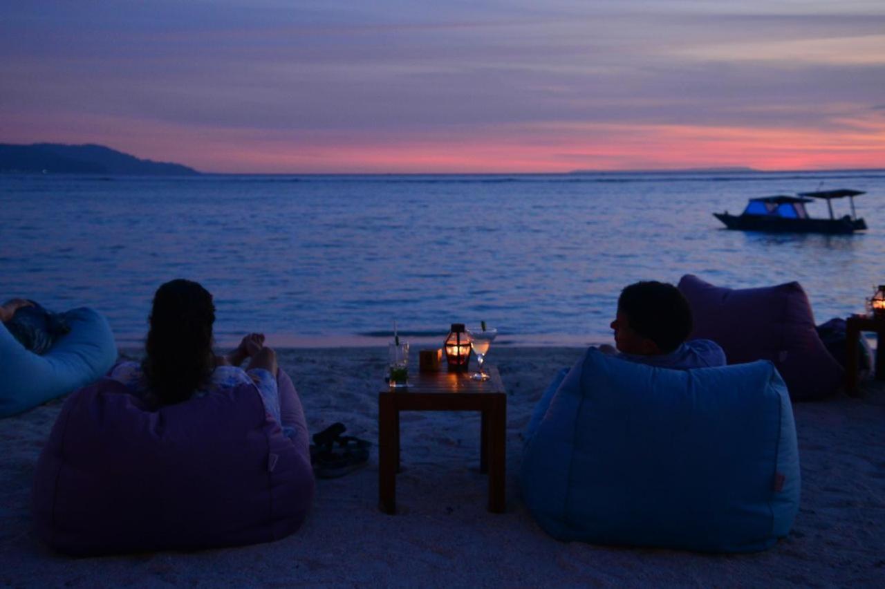 Living Asia Sunset Resort Гили Еър Екстериор снимка